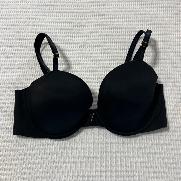 Victoria's Secret Other - Victoria’s Secret Black Underwire Bra